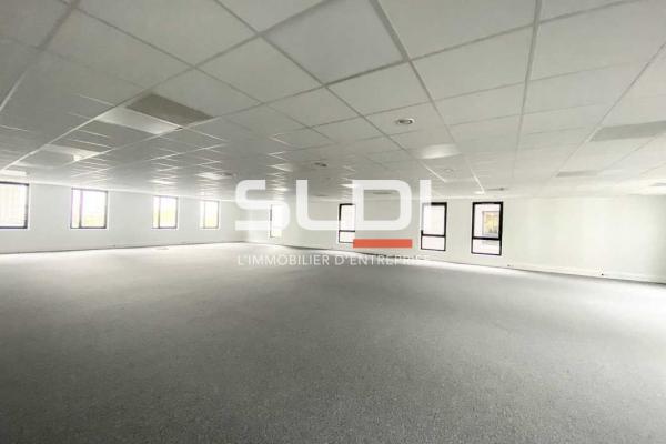 Bureaux A LOUER - VILLEURBANNE - 1 375 m²