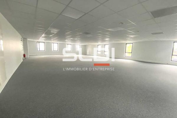 Bureaux A LOUER - VILLEURBANNE - 1 521 m²