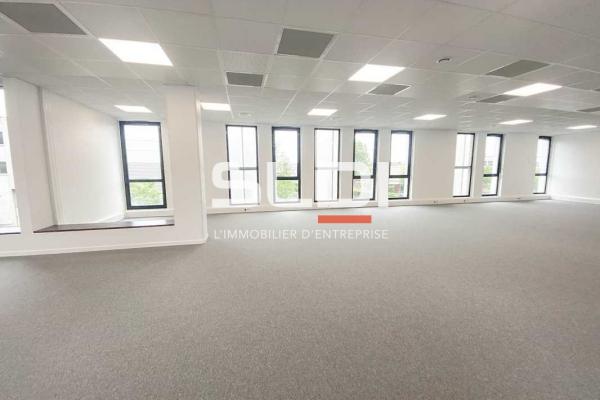 Bureaux A LOUER - VILLEURBANNE - 1 521 m²