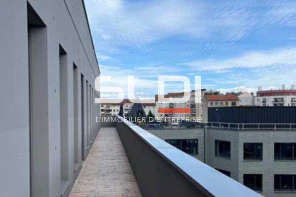 Bureaux A VENDRE OU A LOUER - VILLEURBANNE - 7 156 m²