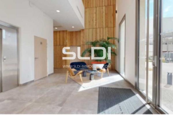 Bureaux A LOUER - DECINES CHARPIEU - 3 746 m²