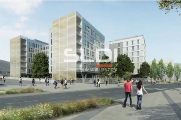 Bureaux A LOUER - DECINES CHARPIEU - 3 746 m²