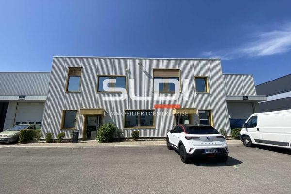 Activités A LOUER - SAINT PRIEST - 1 092 m²