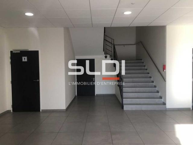 Bureaux A LOUER - GENAS - 792 m²