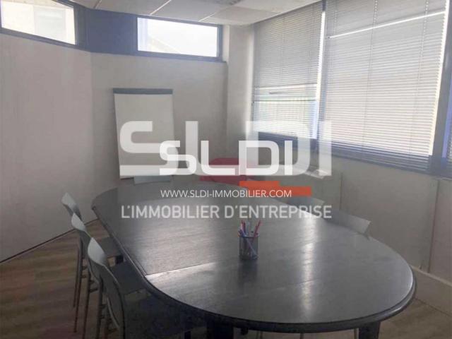 Bureaux A LOUER - SAINT FONS - 40 m²