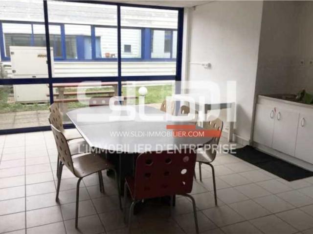 Bureaux A LOUER - SAINT FONS - 40 m²