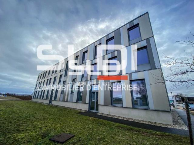 Bureaux A LOUER - COLOMBIER SAUGNIEU - 390 m²