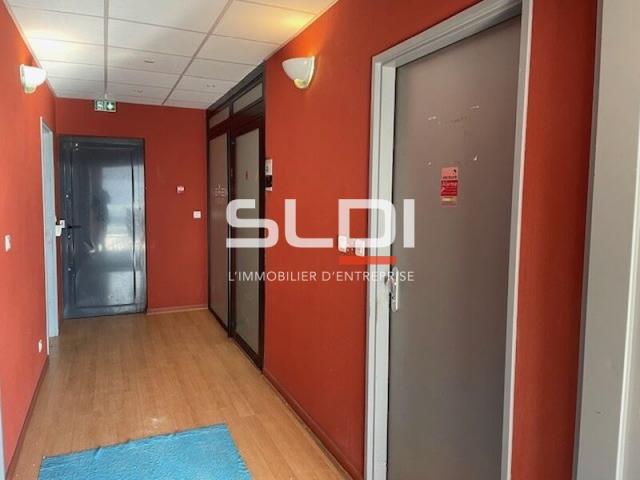 Bureaux A VENDRE OU A LOUER - LYON - 296 m²