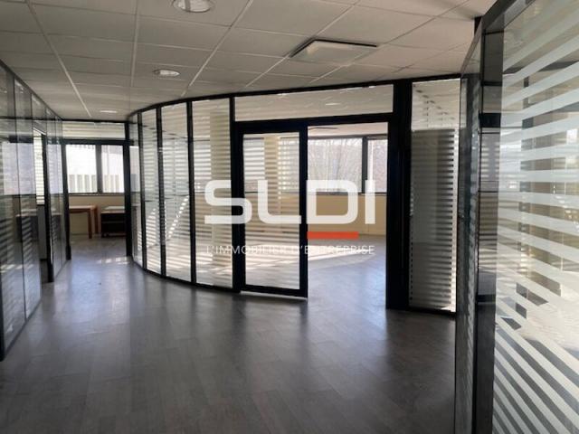Bureaux A VENDRE OU A LOUER - LYON - 296 m²