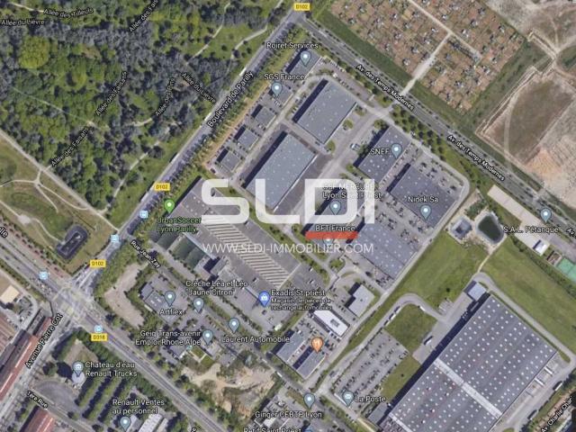 Locaux d'activités A LOUER - SAINT PRIEST - 4 309 m²