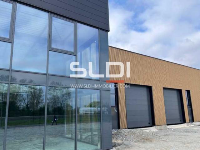 Locaux d'activités A LOUER - AMBERIEUX - 1 827 m²