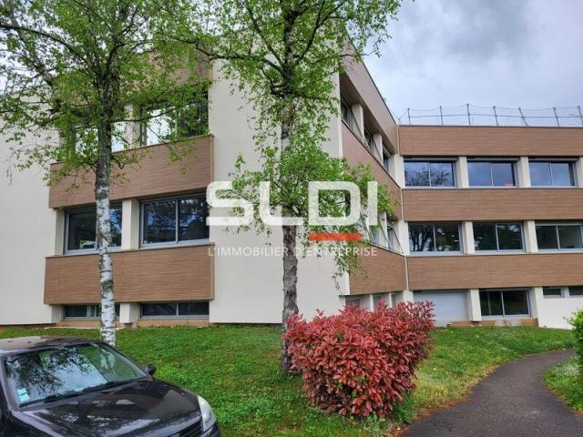 Bureaux A LOUER - TASSIN LA DEMI LUNE - 150 m²