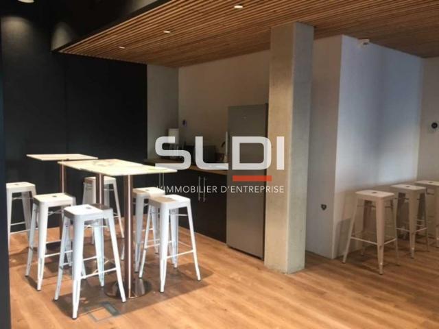 Bureaux A LOUER - RILLIEUX LA PAPE - 56,49 m²