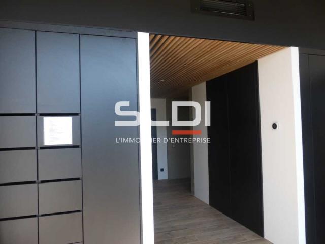 Bureaux A LOUER - RILLIEUX LA PAPE - 56,49 m²