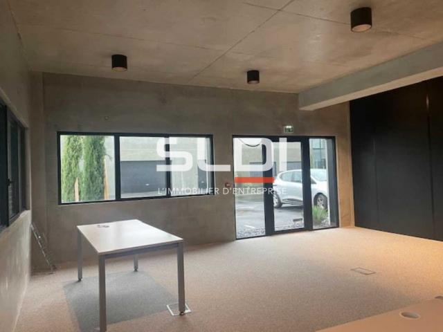 Bureaux A LOUER - RILLIEUX LA PAPE - 56,49 m²