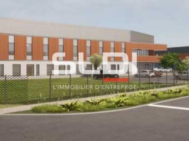 Locaux d'activités A LOUER - SAINT LAURENT DE MURE - 4 560 m²