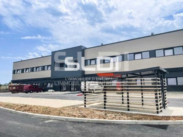 Locaux d'activités A LOUER - COLOMBIER SAUGNIEU - 3 853 m²