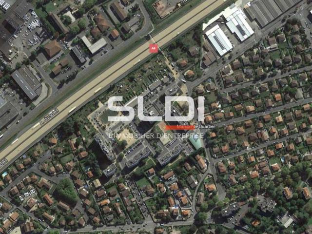 Locaux d'activités A VENDRE - VILLEFRANCHE SUR SAONE - 2 859 m²