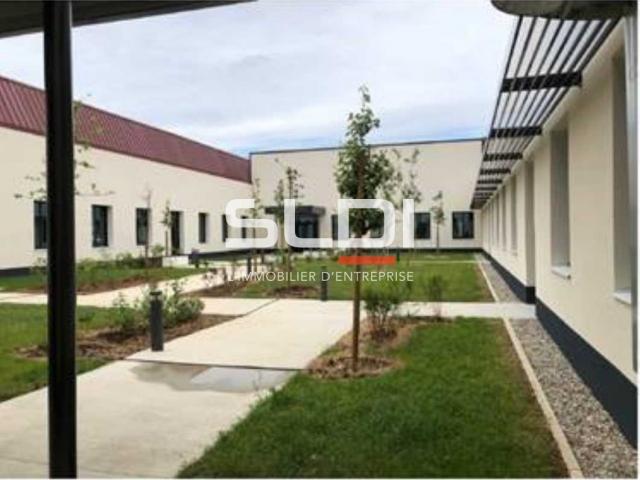 Bureaux A VENDRE - VENISSIEUX - 1 824 m²