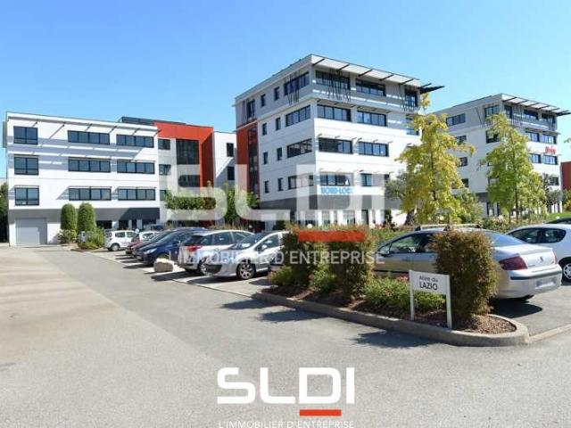 Bureaux A LOUER - SAINT PRIEST - 371 m²