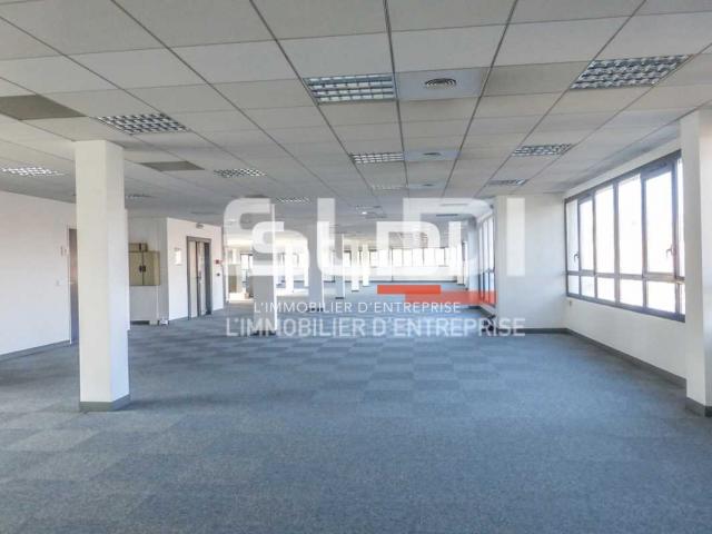 LE ROND POINT D'ECULLY