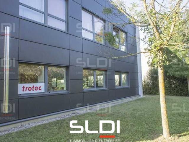 Bureaux A LOUER - SAINT PRIEST - 187 m²