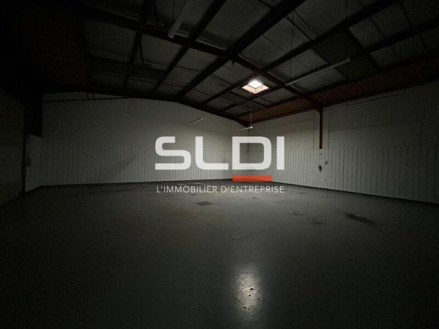 Locaux d'activités A LOUER - CIVRIEUX D'AZERGUES - 273 m²