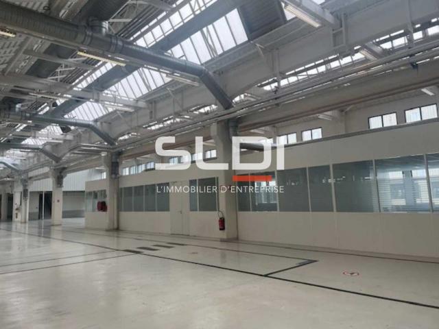 Locaux d'activités A LOUER - VENISSIEUX - 7 527 m²