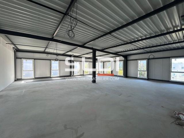 Bureaux A VENDRE OU A LOUER - VILLEFRANCHE SUR SAONE - 140 m²
