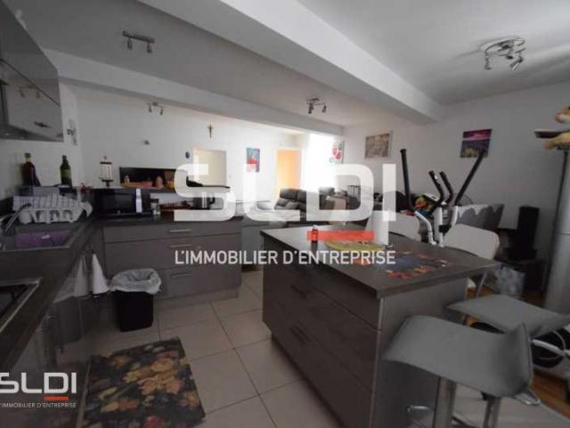 Commerces A VENDRE - VILLIE MORGON - 282 m²