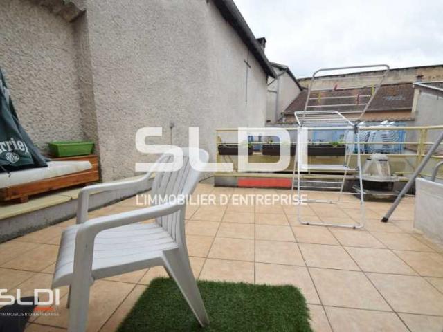 Commerces A VENDRE - VILLIE MORGON - 282 m²