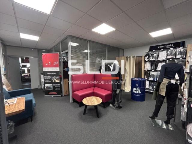 Commerces A LOUER - LIMONEST - 356 m²