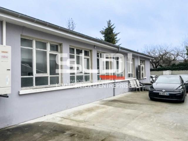 Bureaux A LOUER - VILLEURBANNE - 270 m²