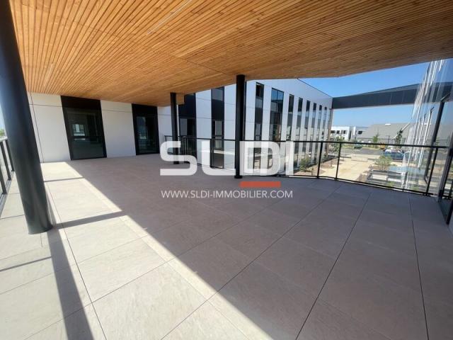 Bureaux A VENDRE OU A LOUER - GENAS - 2 081 m²