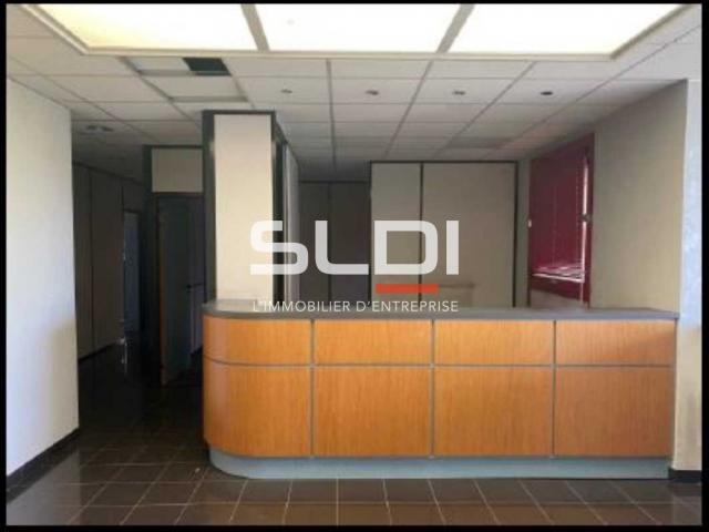 Bureaux A VENDRE - VILLEURBANNE - 550 m²