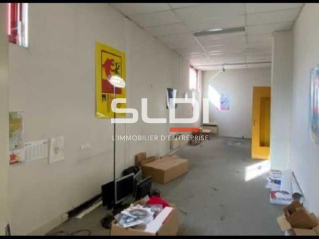 Bureaux A VENDRE - VILLEURBANNE - 550 m²