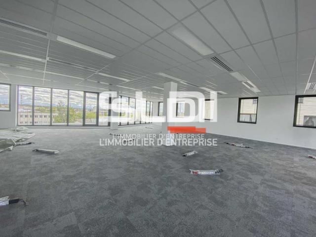 Bureaux A VENDRE OU A LOUER - VENISSIEUX - 395 m²