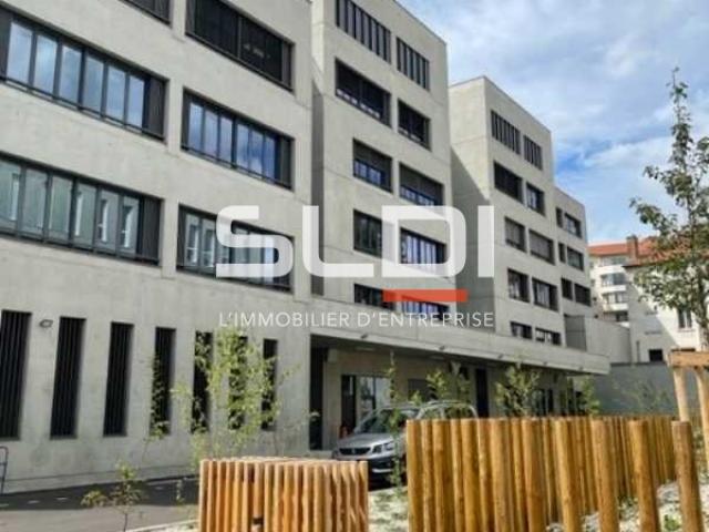 Bureaux A LOUER - VILLEURBANNE - 2 752 m²