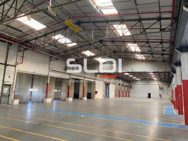 Entrepôts/Messagerie A VENDRE - JONAGE - 3 600 m²