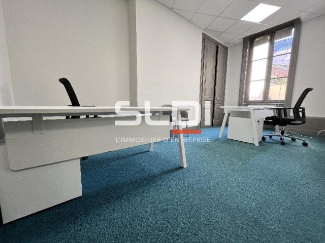 Bureaux A LOUER - LYON - 134 m²