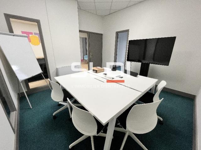 Bureaux A LOUER - LYON - 134 m²