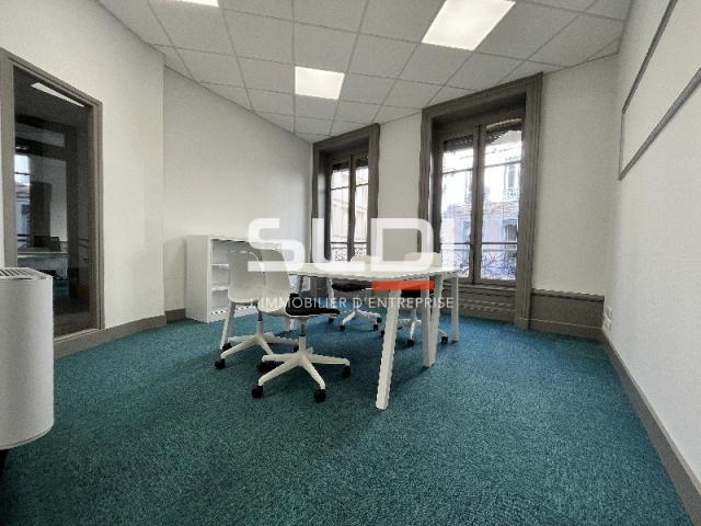 Bureaux A LOUER - LYON - 134 m²