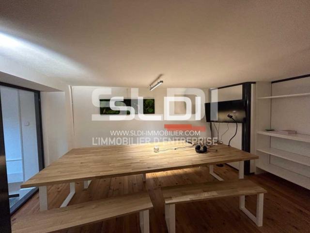 Bureaux A LOUER - LYON - 16 m²