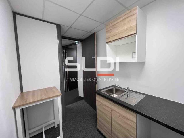 Bureaux A LOUER - CALUIRE ET CUIRE - 226 m²