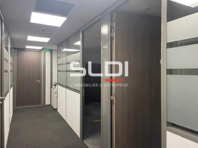 Bureaux A LOUER - CALUIRE ET CUIRE - 226 m²