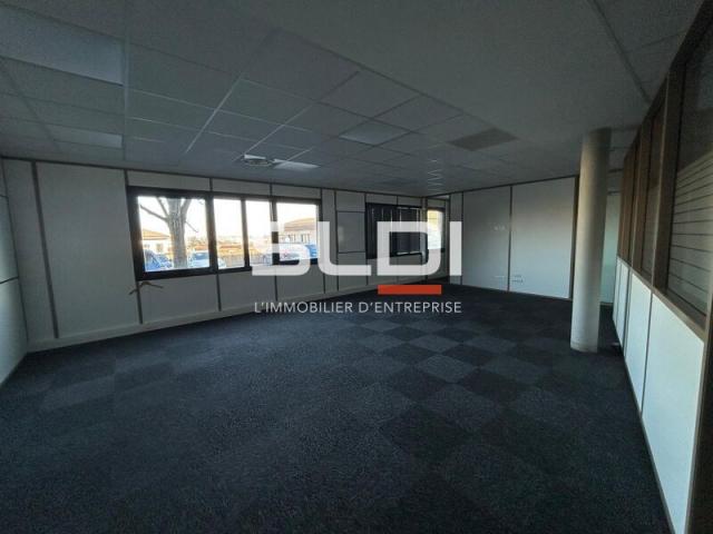 Bureaux A LOUER - LIMAS - 367 m²