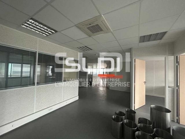 Bureaux A LOUER - GENAY - 335 m²