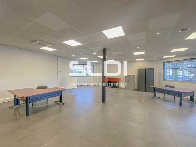 Bureaux A LOUER - SAINT MAURICE DE BEYNOST - 304 m²