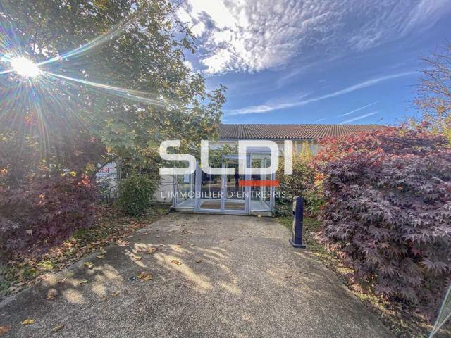 Bureaux A LOUER - SAINT MAURICE DE BEYNOST - 304 m²