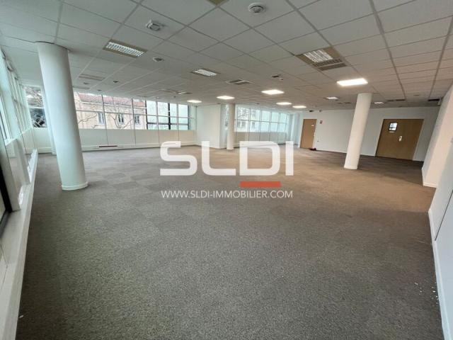 Bureaux A LOUER - LYON - 2 350 m²